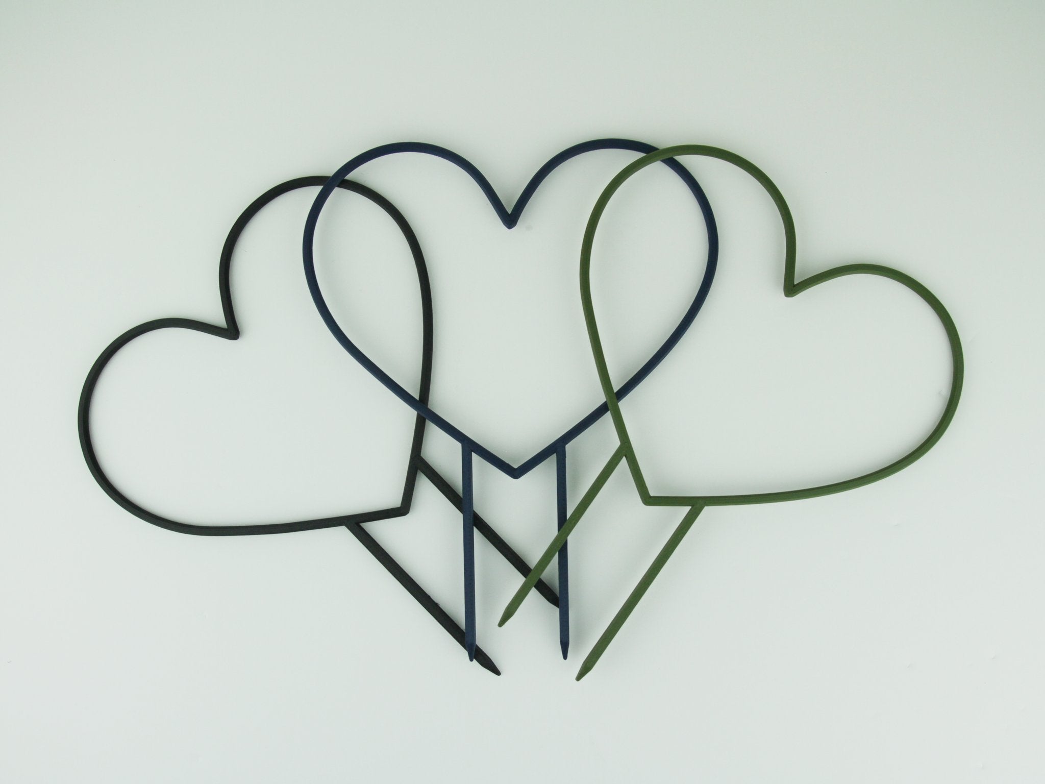 Heart shaped trellises in black, midnight blue and sage green