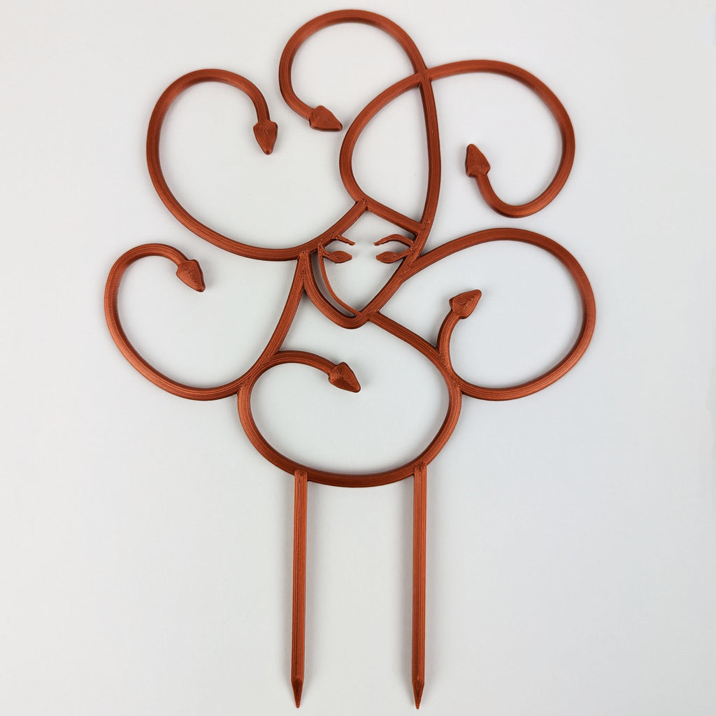 Medusa trellis in copper on a white background