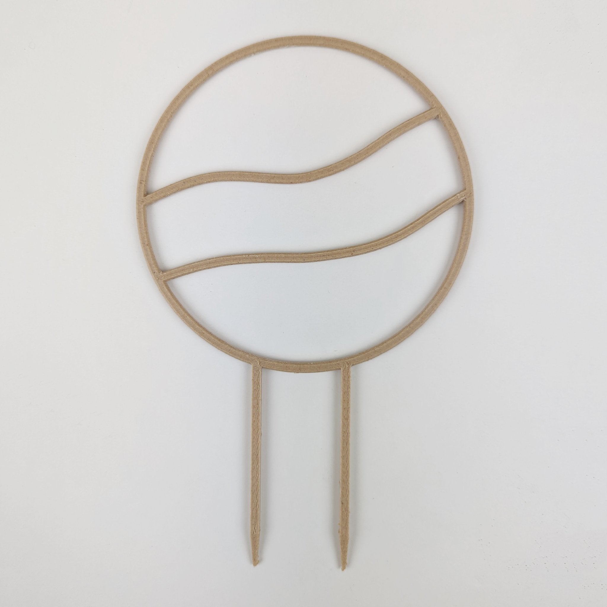 Wavy circle trellis in wood on a white background