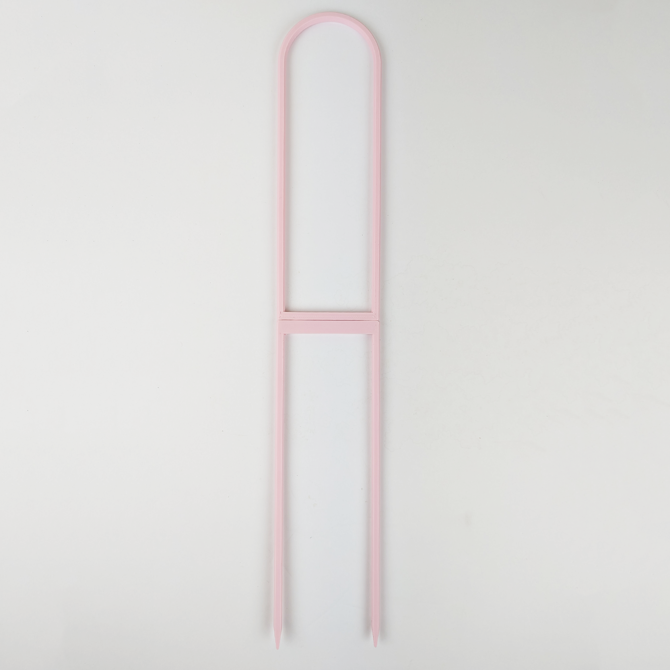 Extra large U trellis in color pastel pink