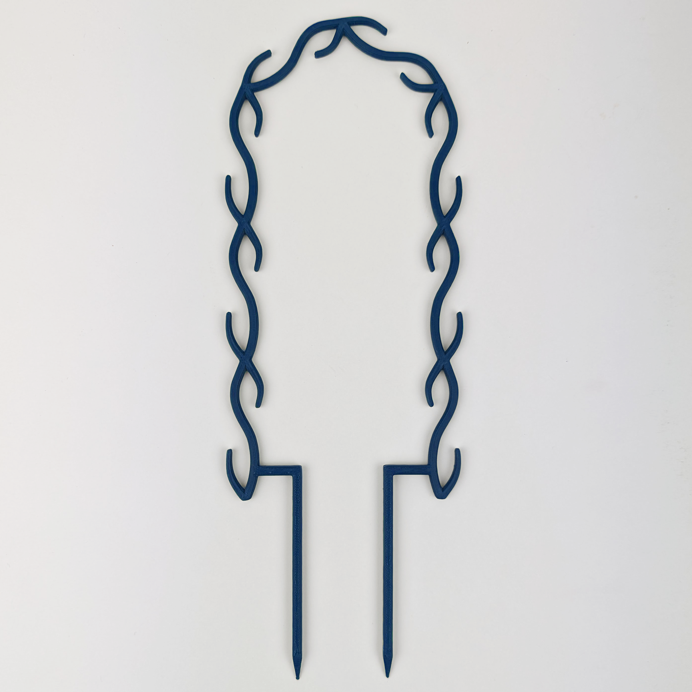 U Wreath Trellis in dark blue colour against a plain white background